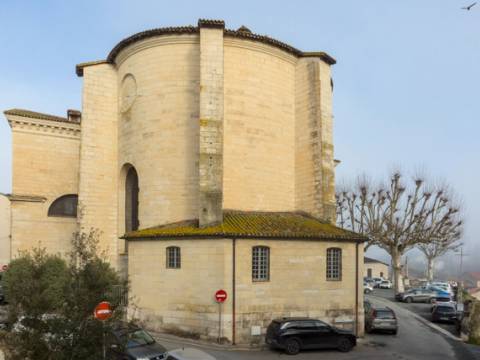 Chevet (abside sud-est) de l'Église Saint-Nicolas de Nérac, classée Monument Historique en 1988